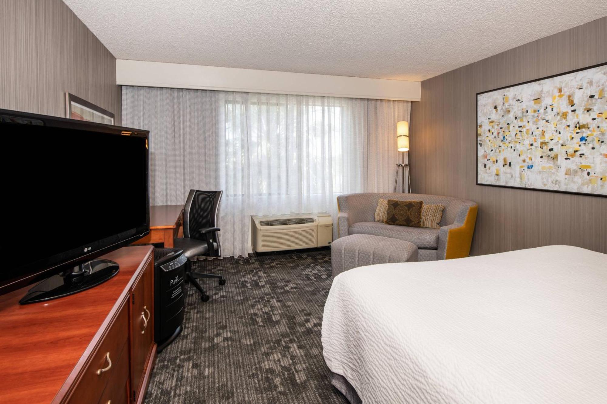 Courtyard By Marriott Newark Silicon Valley Eksteriør bilde