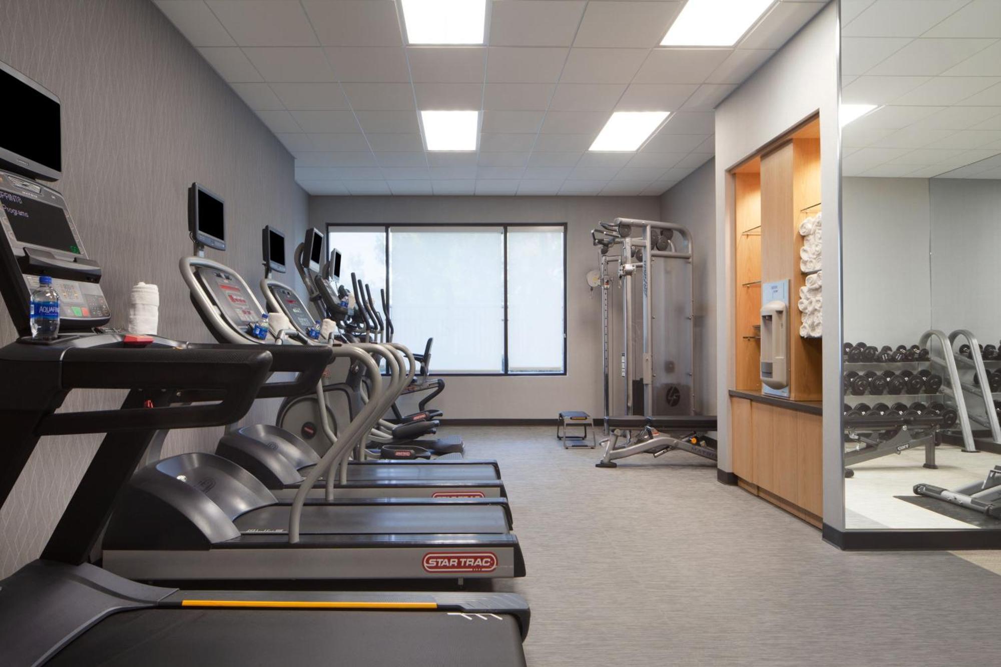 Courtyard By Marriott Newark Silicon Valley Eksteriør bilde