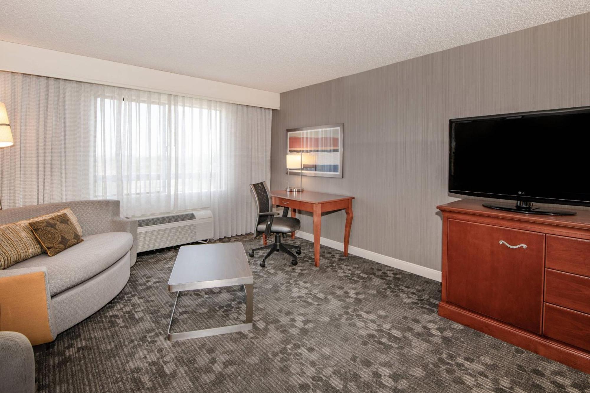 Courtyard By Marriott Newark Silicon Valley Eksteriør bilde